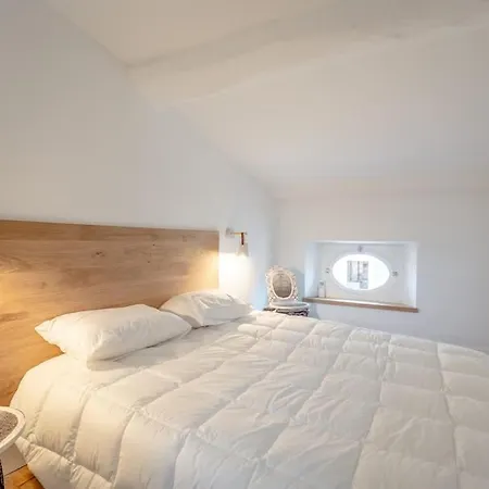 Apartment Le Gambetta L Near The Port L Shellter Saint-Tropez